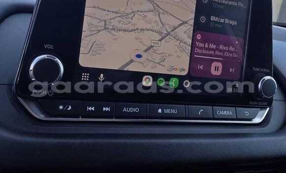 Buy Used Nissan Qashqai White Car in Dakar in Dakar Buy Used Nissan Qashqai White Car in Dakar in Dakar