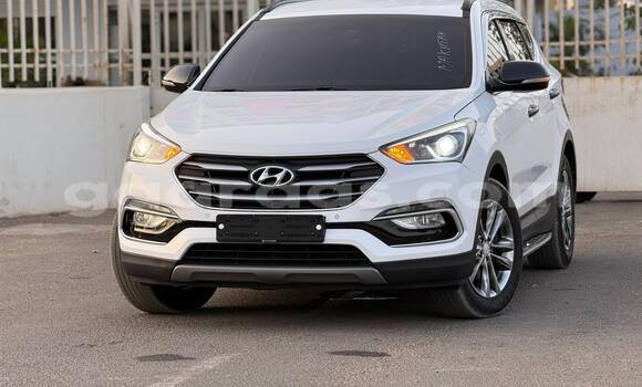 Buy Used Hyundai Santa Fe Blanc Car in Dakar in Dakar Buy Used Hyundai Santa Fe Blanc Car in Dakar in Dakar