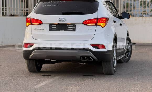 Buy Used Hyundai Santa Fe Blanc Car in Dakar in Dakar Buy Used Hyundai Santa Fe Blanc Car in Dakar in Dakar