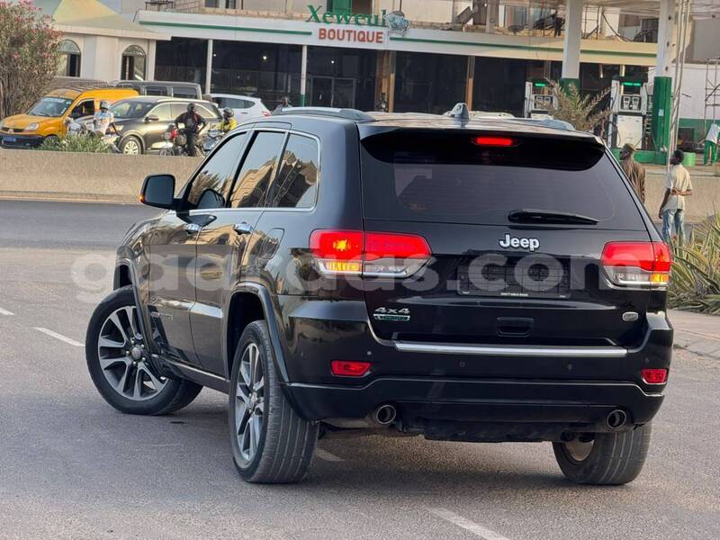 Big with watermark jeep grand cherokee dakar dakar 33971