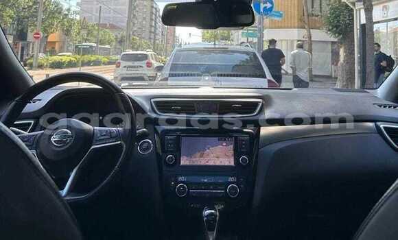 Buy Used Nissan Qashqai Black Car in Dakar in Dakar Buy Used Nissan Qashqai Black Car in Dakar in Dakar