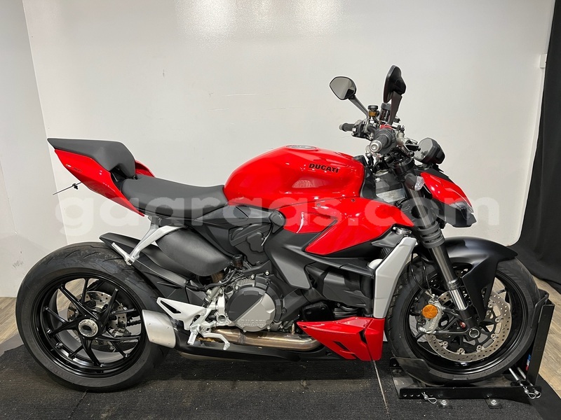 Big with watermark ducati streetfighter ziguinchor thionck essyl 33983