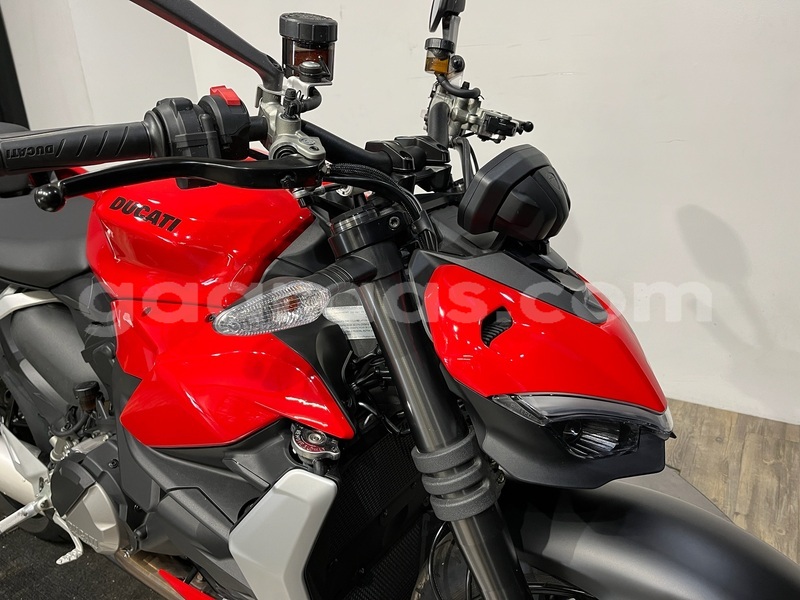 Big with watermark ducati streetfighter ziguinchor thionck essyl 33983