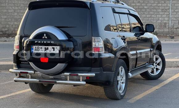 Buy Used Mitsubishi Pajero Black Car in Dakar in Dakar Buy Used Mitsubishi Pajero Black Car in Dakar in Dakar