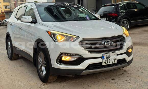 Buy Used Hyundai Santa Fe Blanc Car in Dakar in Dakar Buy Used Hyundai Santa Fe Blanc Car in Dakar in Dakar