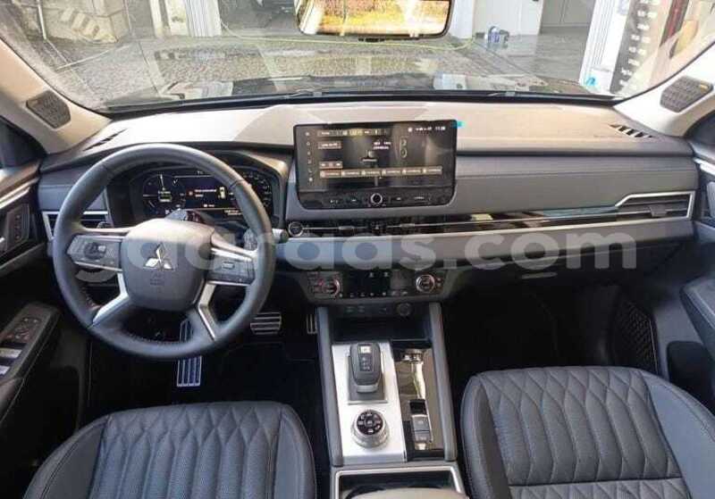 Big with watermark mitsubishi outlander kolda dabo 33990