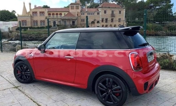 Acheter Occasion Voiture MINI Cooper Rouge à Dabo, Kolda Acheter Occasion Voiture MINI Cooper Rouge à Dabo, Kolda