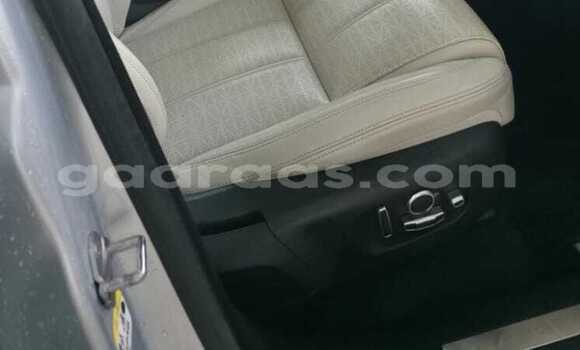 Acheter Occasion Voiture Land Rover Range Rover Velar Gris à Dakar, Dakar Acheter Occasion Voiture Land Rover Range Rover Velar Gris à Dakar, Dakar