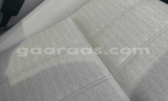 Acheter Occasion Voiture Land Rover Range Rover Velar Gris à Dakar, Dakar Acheter Occasion Voiture Land Rover Range Rover Velar Gris à Dakar, Dakar