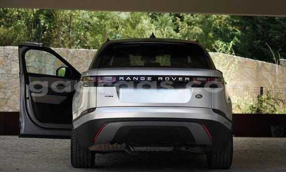 Acheter Occasion Voiture Land Rover Range Rover Velar Gris métallisé à Bignona, Ziguinchor Acheter Occasion Voiture Land Rover Range Rover Velar Gris métallisé à Bignona, Ziguinchor