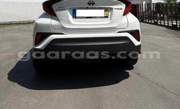 Acheter Occasion Voiture Toyota C-HR Blanc à Dabo, Kolda Acheter Occasion Voiture Toyota C-HR Blanc à Dabo, Kolda