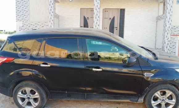 Acheter Occasion Voiture Ford Escape Noir à Dakar, Dakar Acheter Occasion Voiture Ford Escape Noir à Dakar, Dakar