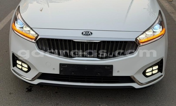 Acheter Occasion Voiture Kia K7 Blanc à Dakar, Dakar Acheter Occasion Voiture Kia K7 Blanc à Dakar, Dakar