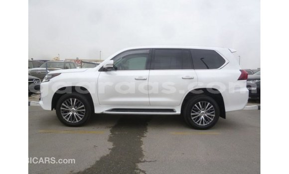 Acheter Import Voiture Lexus LX Blanc à Import - Dubai, Dakar Acheter Import Voiture Lexus LX Blanc à Import - Dubai, Dakar