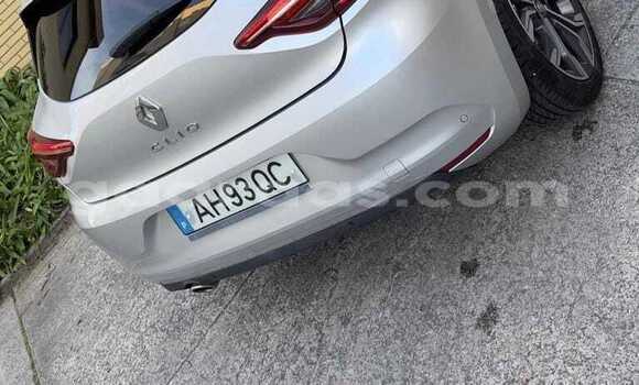 Acheter Occasion Voiture Renault Clio Gris à Bignona, Ziguinchor Acheter Occasion Voiture Renault Clio Gris à Bignona, Ziguinchor