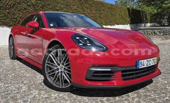 Acheter Occasion Voiture Porsche Panamera Rouge à Dahra, Louga Acheter Occasion Voiture Porsche Panamera Rouge à Dahra, Louga