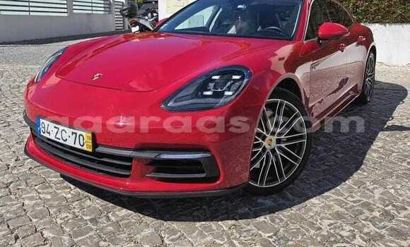 Acheter Occasion Voiture Porsche Panamera Rouge à Dahra, Louga Acheter Occasion Voiture Porsche Panamera Rouge à Dahra, Louga