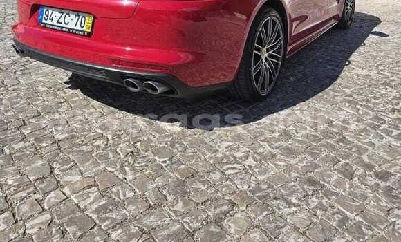Acheter Occasion Voiture Porsche Panamera Rouge à Dahra, Louga Acheter Occasion Voiture Porsche Panamera Rouge à Dahra, Louga