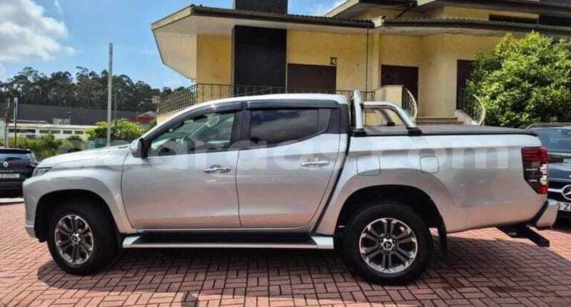 Big with watermark mitsubishi l200 ziguinchor bignona 34033