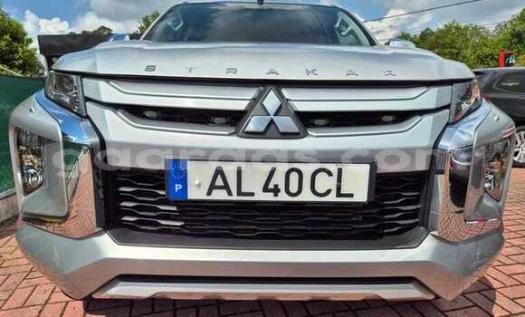 Acheter Occasion Voiture Mitsubishi L200 Gris à Bignona, Ziguinchor Acheter Occasion Voiture Mitsubishi L200 Gris à Bignona, Ziguinchor
