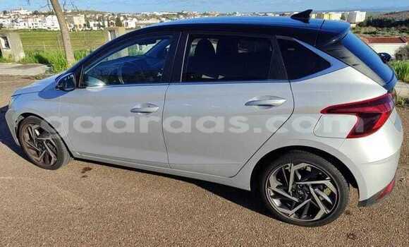 Acheter Occasion Voiture Hyundai i20 Gris métalisé à Dabo, Kolda Acheter Occasion Voiture Hyundai i20 Gris métalisé à Dabo, Kolda