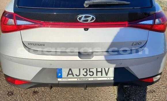 Acheter Occasion Voiture Hyundai i20 Gris métalisé à Dabo, Kolda Acheter Occasion Voiture Hyundai i20 Gris métalisé à Dabo, Kolda