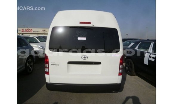 Acheter Import Voiture Toyota Hiace Blanc à Import - Dubai, Dakar Acheter Import Voiture Toyota Hiace Blanc à Import - Dubai, Dakar