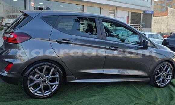 Acheter Occasion Voiture Ford Fiesta Gris à Bignona, Ziguinchor Acheter Occasion Voiture Ford Fiesta Gris à Bignona, Ziguinchor