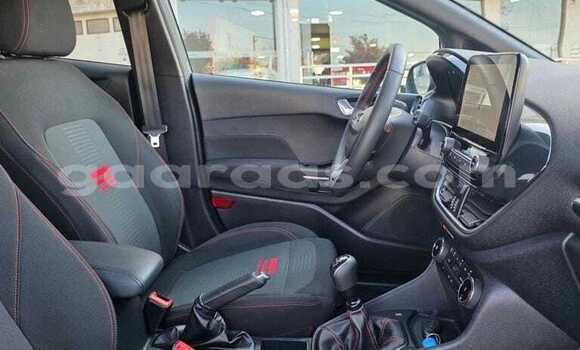 Acheter Occasion Voiture Ford Fiesta Gris à Bignona, Ziguinchor Acheter Occasion Voiture Ford Fiesta Gris à Bignona, Ziguinchor