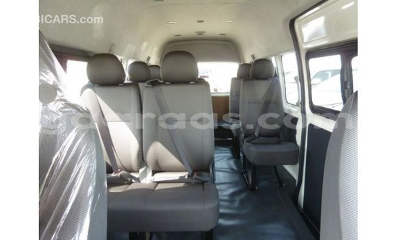 Acheter Import Voiture Toyota Hiace Blanc à Import - Dubai, Dakar Acheter Import Voiture Toyota Hiace Blanc à Import - Dubai, Dakar