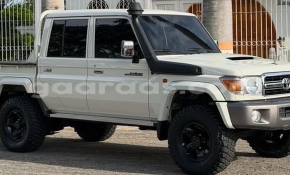 Acheter Occasion Voiture Toyota Land Cruiser White à Dakar, Dakar