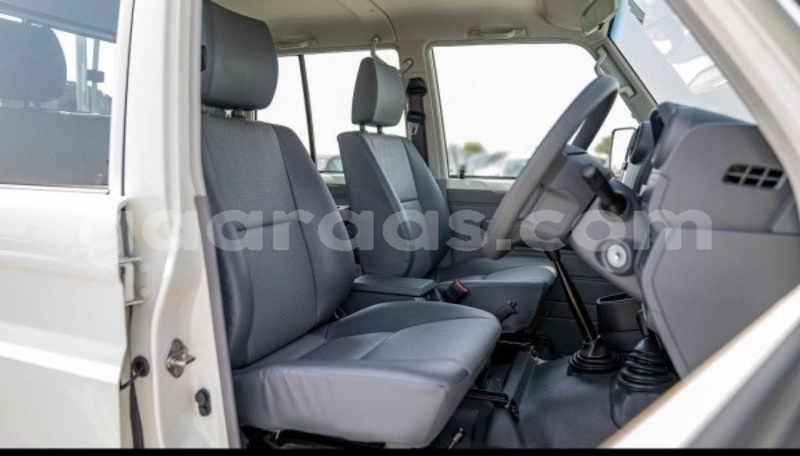 Big with watermark toyota land cruiser dakar dakar 34056