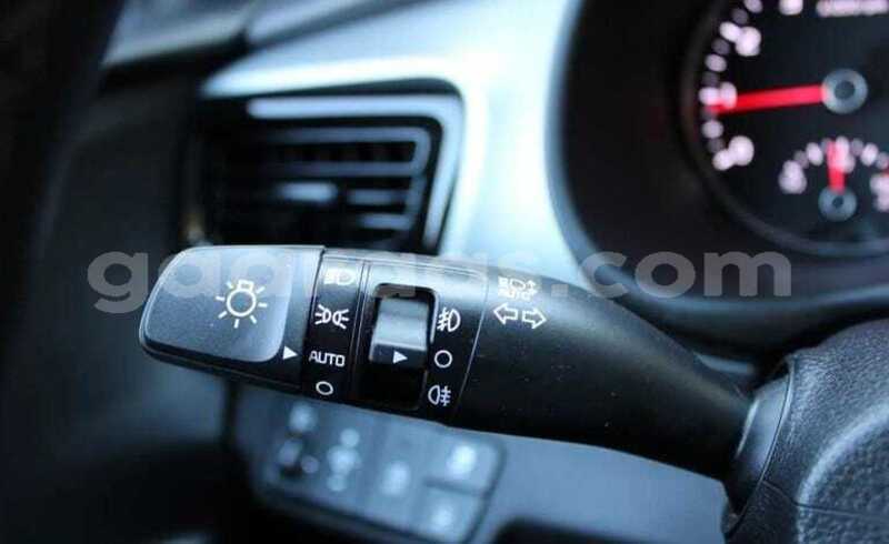 Big with watermark kia stonic louga dahra 34060