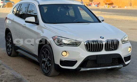 Dieundeu Imported BMW X1 White Auto in Dakar in Dakar Dieundeu Imported BMW X1 White Auto in Dakar in Dakar