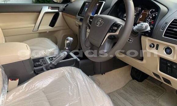 Dieundeu Occasion Toyota Land Cruiser Prado Black Auto in Dakar in Dakar Dieundeu Occasion Toyota Land Cruiser Prado Black Auto in Dakar in Dakar