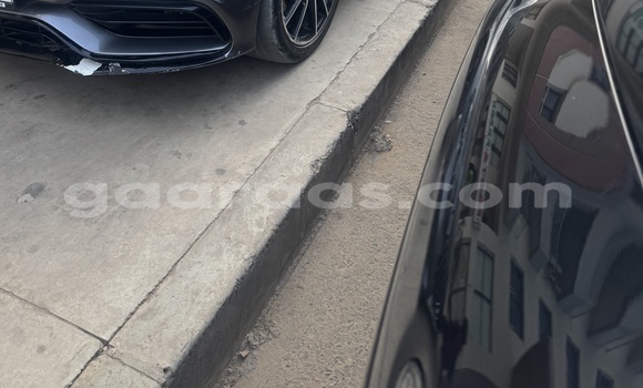 Buy Used Mercedes-Benz C-Classe Gris de fer Car in Dakar in Dakar Buy Used Mercedes-Benz C-Classe Gris de fer Car in Dakar in Dakar