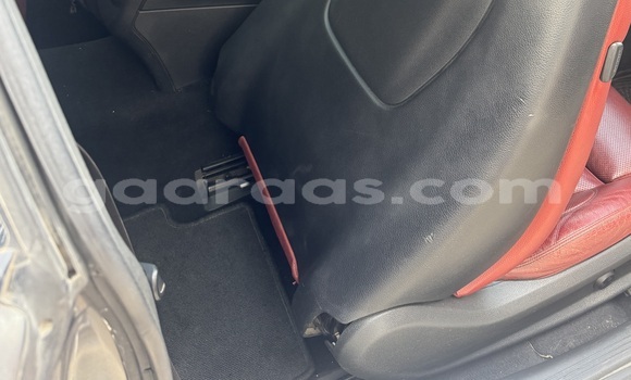 Buy Used Mercedes-Benz C-Classe Gris de fer Car in Dakar in Dakar Buy Used Mercedes-Benz C-Classe Gris de fer Car in Dakar in Dakar