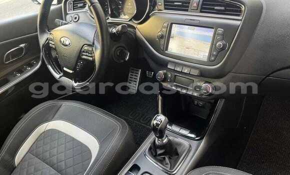Acheter Occasion Voiture Kia Cee'd Noir à Dakar, Dakar Acheter Occasion Voiture Kia Cee'd Noir à Dakar, Dakar