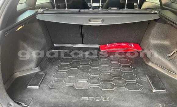 Acheter Occasion Voiture Kia Cee'd Noir à Dakar, Dakar Acheter Occasion Voiture Kia Cee'd Noir à Dakar, Dakar