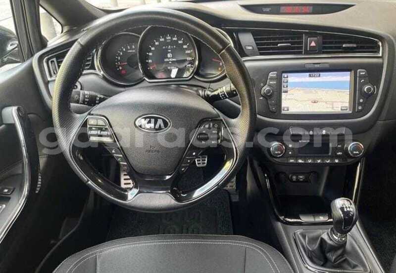 Big with watermark kia cee d dakar dakar 34079
