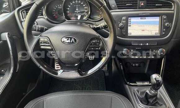 Acheter Occasion Voiture Kia Cee'd Noir à Dakar, Dakar Acheter Occasion Voiture Kia Cee'd Noir à Dakar, Dakar