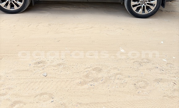Dieundeu Occasion Toyota RAV4 Silver Auto in Dakar in Dakar Dieundeu Occasion Toyota RAV4 Silver Auto in Dakar in Dakar