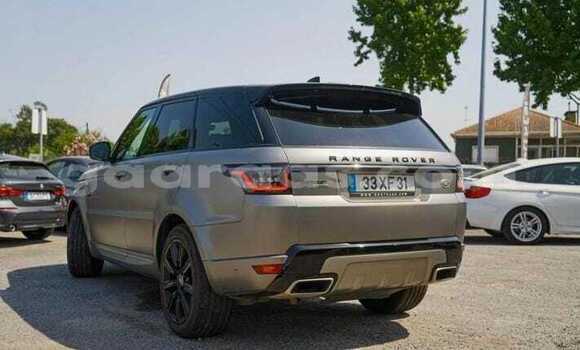 Acheter Occasion Voiture Land Rover Range Rover Sport Gris à Dabo, Kolda Acheter Occasion Voiture Land Rover Range Rover Sport Gris à Dabo, Kolda