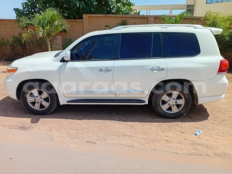 Big with watermark toyota land cruiser dakar dakar 34085