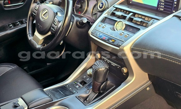 Acheter Occasion Voiture Lexus NX Gris à Dakar, Dakar Acheter Occasion Voiture Lexus NX Gris à Dakar, Dakar