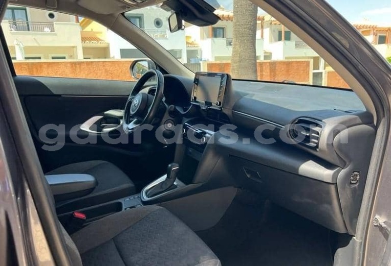 Big with watermark toyota yaris kolda dabo 34098