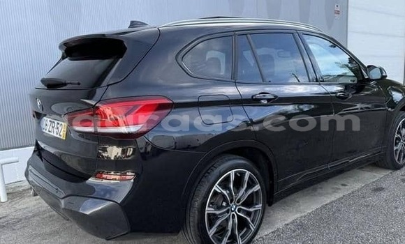 Acheter Occasion Voiture BMW X1 Noir à Dagana, Saint-Louis Acheter Occasion Voiture BMW X1 Noir à Dagana, Saint-Louis