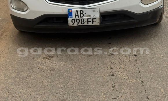 Buy Used Chevrolet Equinox White Car in Dakar in Dakar Buy Used Chevrolet Equinox White Car in Dakar in Dakar
