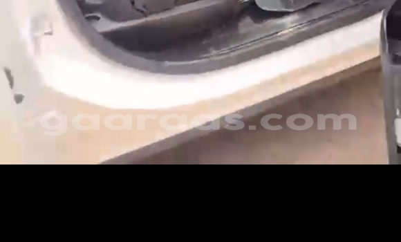 Buy Used Chevrolet Equinox White Car in Dakar in Dakar Buy Used Chevrolet Equinox White Car in Dakar in Dakar