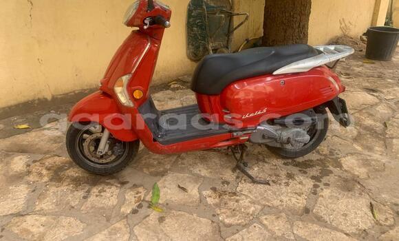 Buy Import Kymco Like Red Bike in Dakar in Dakar Buy Import Kymco Like Red Bike in Dakar in Dakar